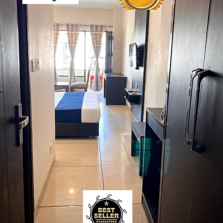 Jb Residency Zirakpur !! Top Rated & Most Awarded Property In Zirakpur Hotel Exterior foto